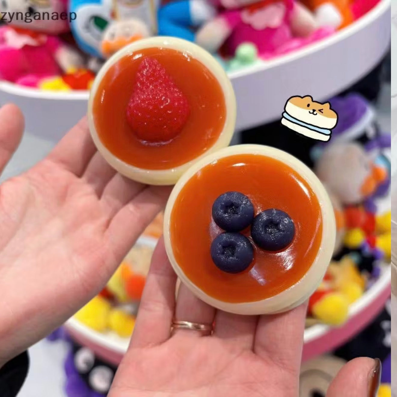 Soufflé Pancake Squishy Toy Slow Rising Soft Squeeze Stress Relief Fidget Toy (Random)
